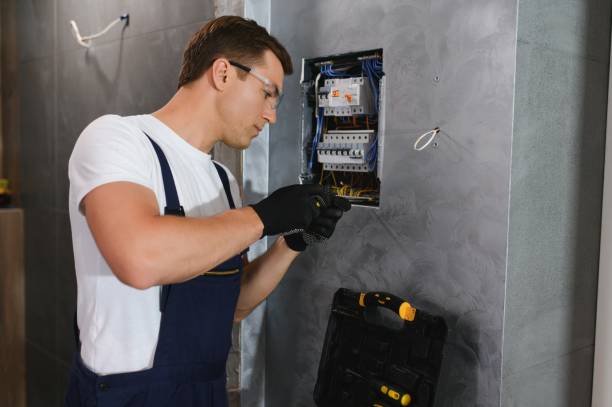 Best Best Electricians Near Me  in Clever, MO